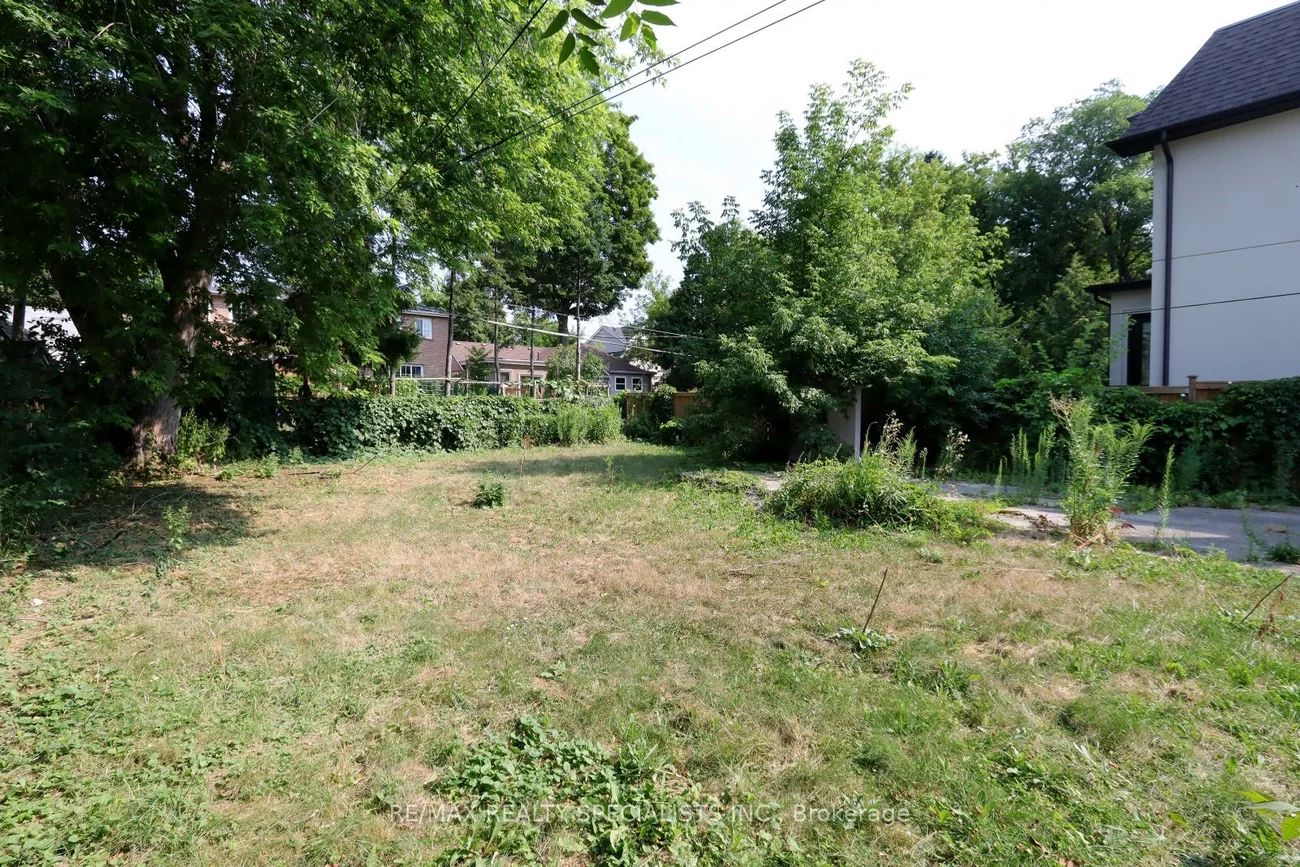 44, Woodward, Grandview, Markham