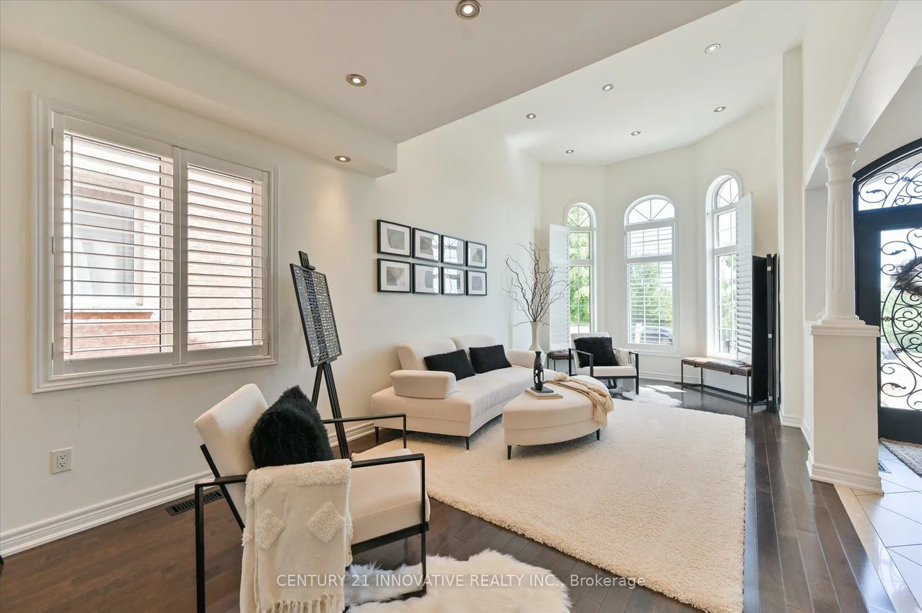 92, Riverwalk, Box Grove, Markham
