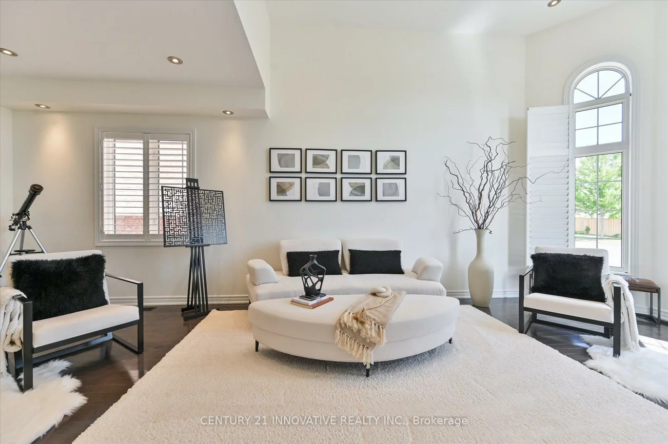 92, Riverwalk, Box Grove, Markham