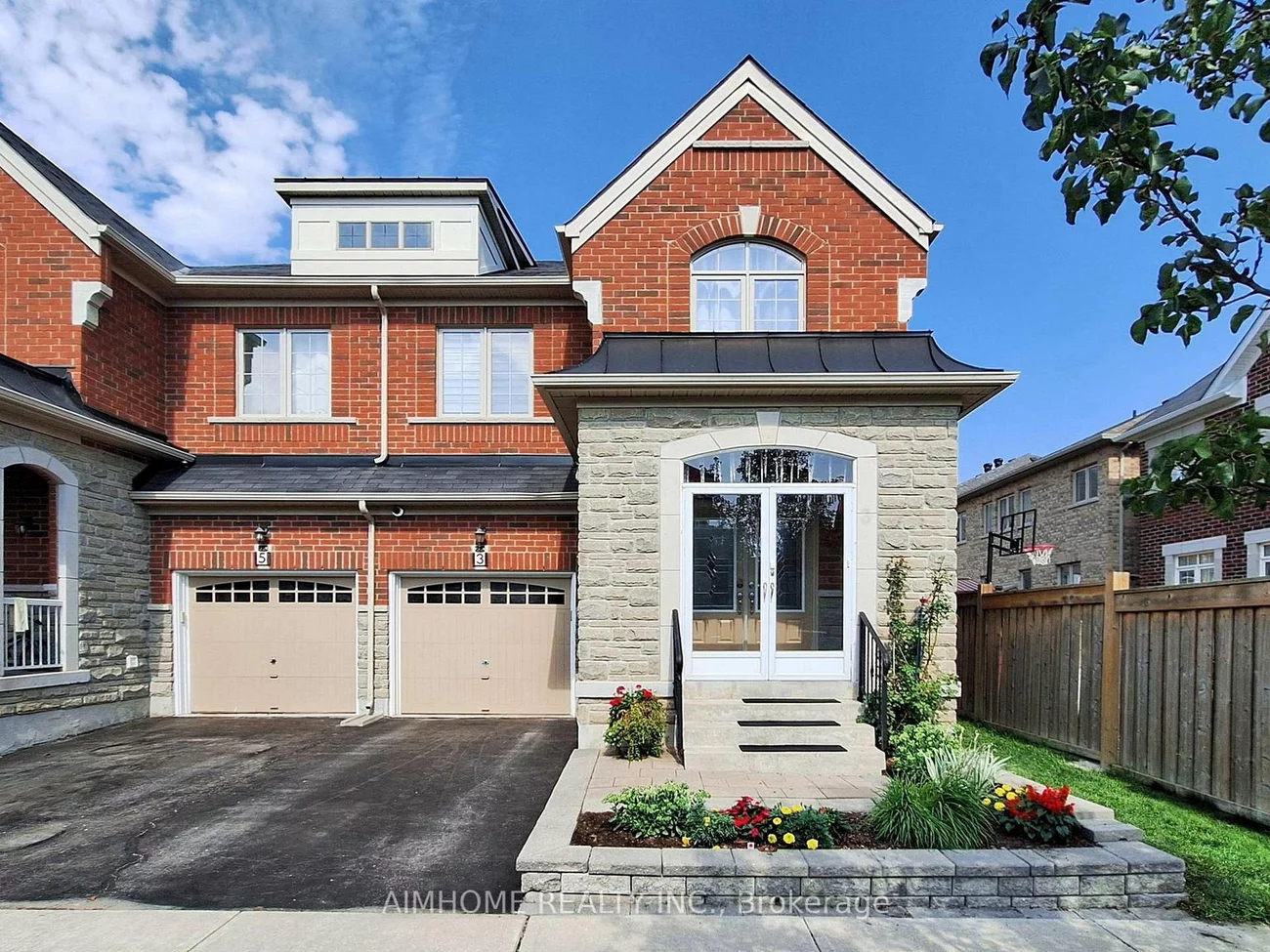 3, Bishop's, Victoria Square, Markham