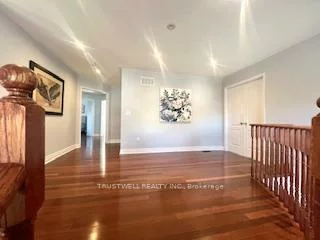 35, Glenbrook, Berczy, Markham
