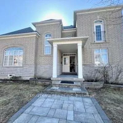 35, Glenbrook, Berczy, Markham