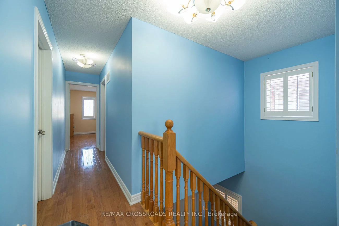 37, Clifton, Middlefield, Markham