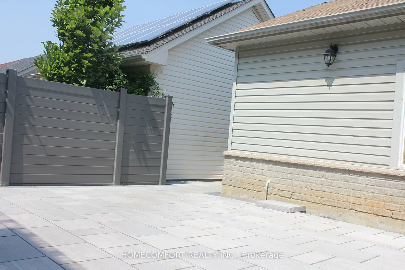 18, Glendennan, Cornell, Markham