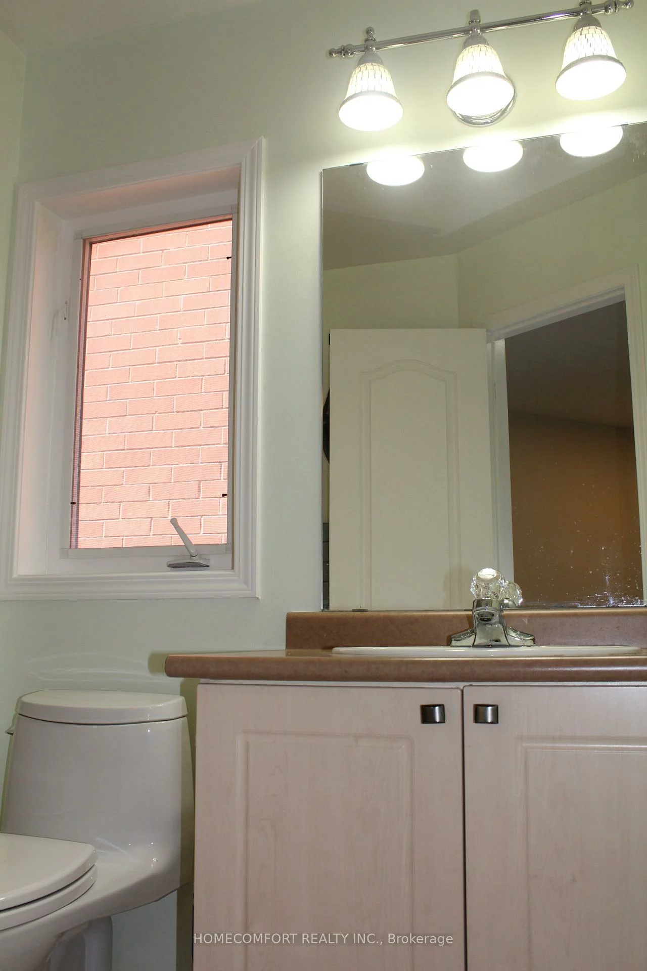 18, Glendennan, Cornell, Markham