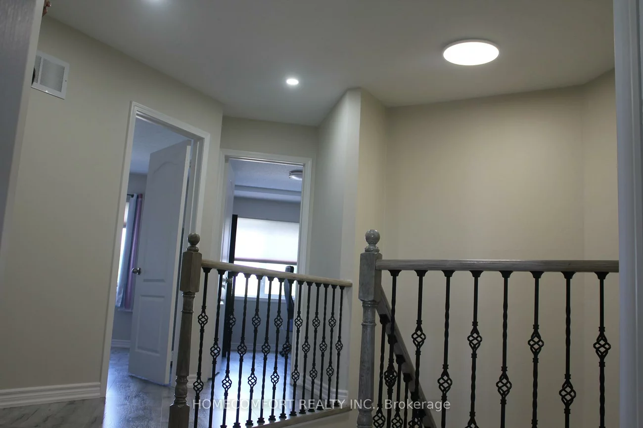 18, Glendennan, Cornell, Markham