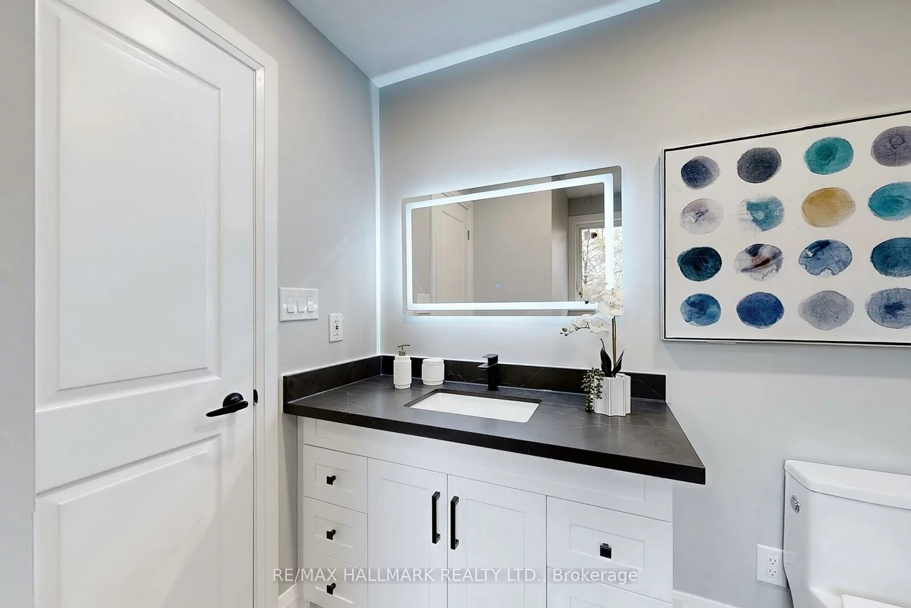 40, Squire Baker's, Sherwood-Amberglen, Markham