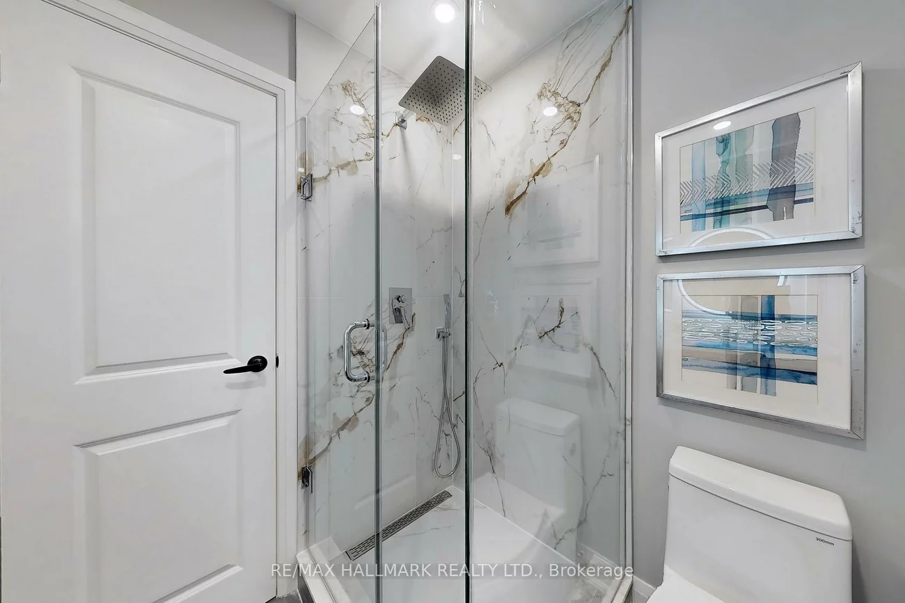 40, Squire Baker's, Sherwood-Amberglen, Markham