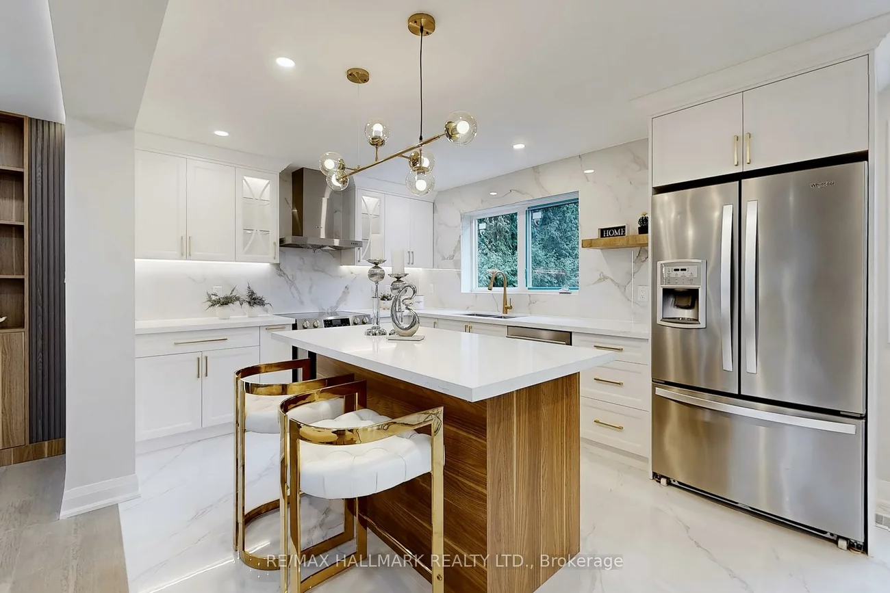 40, Squire Baker's, Sherwood-Amberglen, Markham