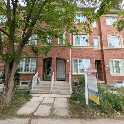 2624, Bur Oak, Cornell, Markham