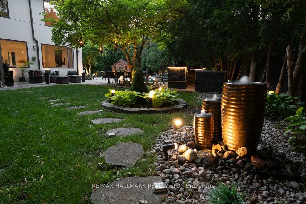 17, Hammok, Bayview Glen, Markham