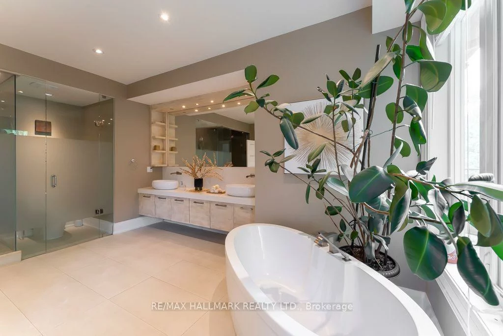 17, Hammok, Bayview Glen, Markham