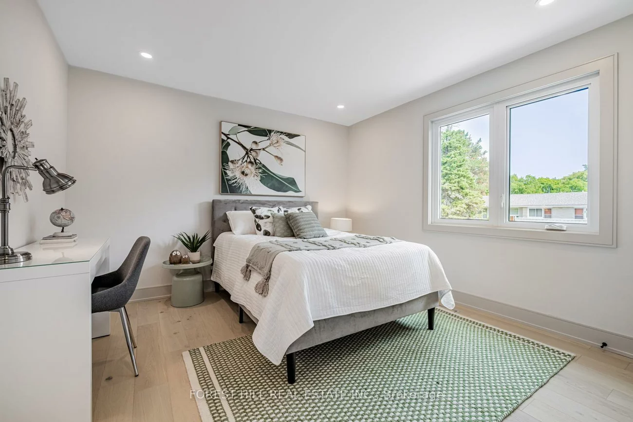 43, Thorny Brae, Royal Orchard, Markham