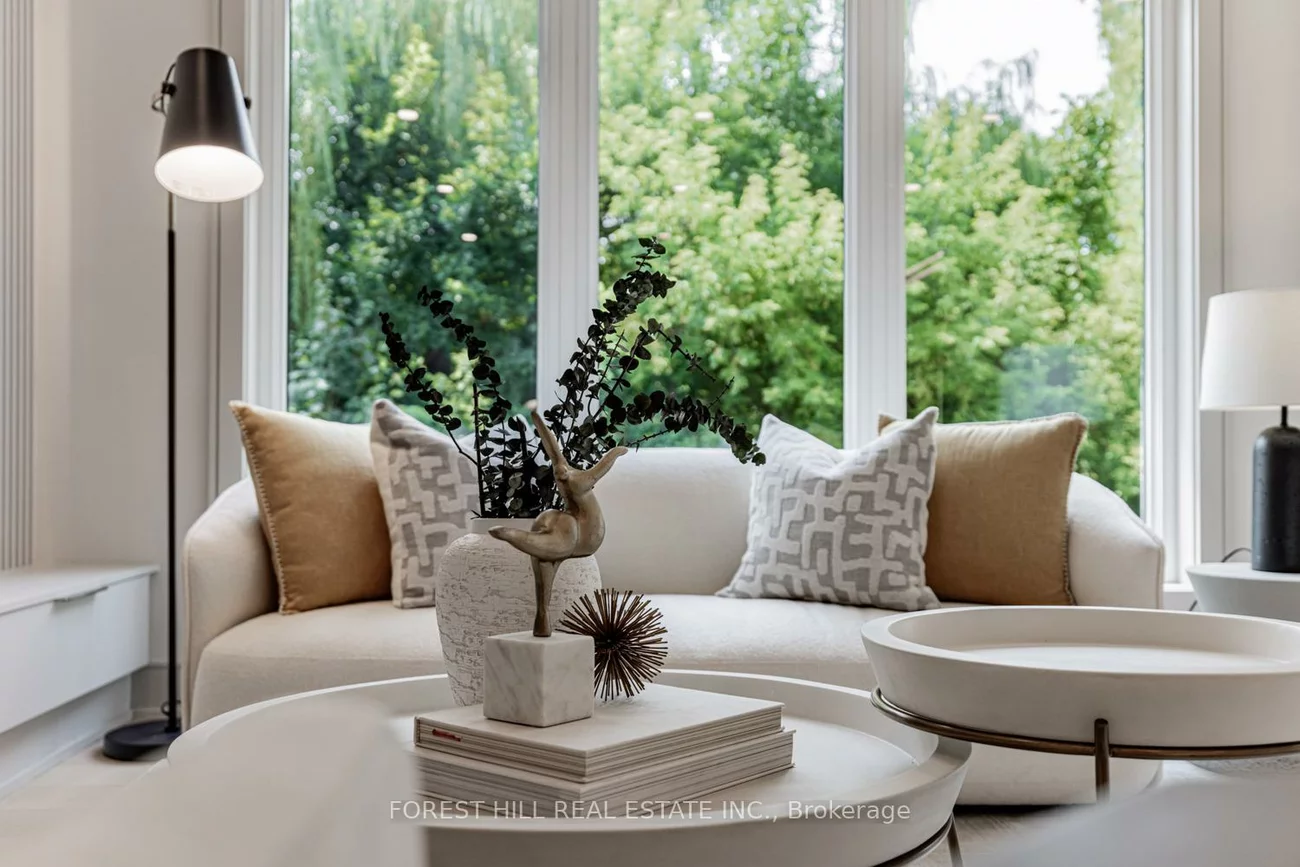 43, Thorny Brae, Royal Orchard, Markham