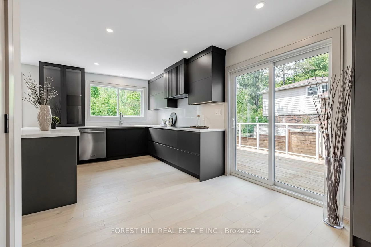 43, Thorny Brae, Royal Orchard, Markham
