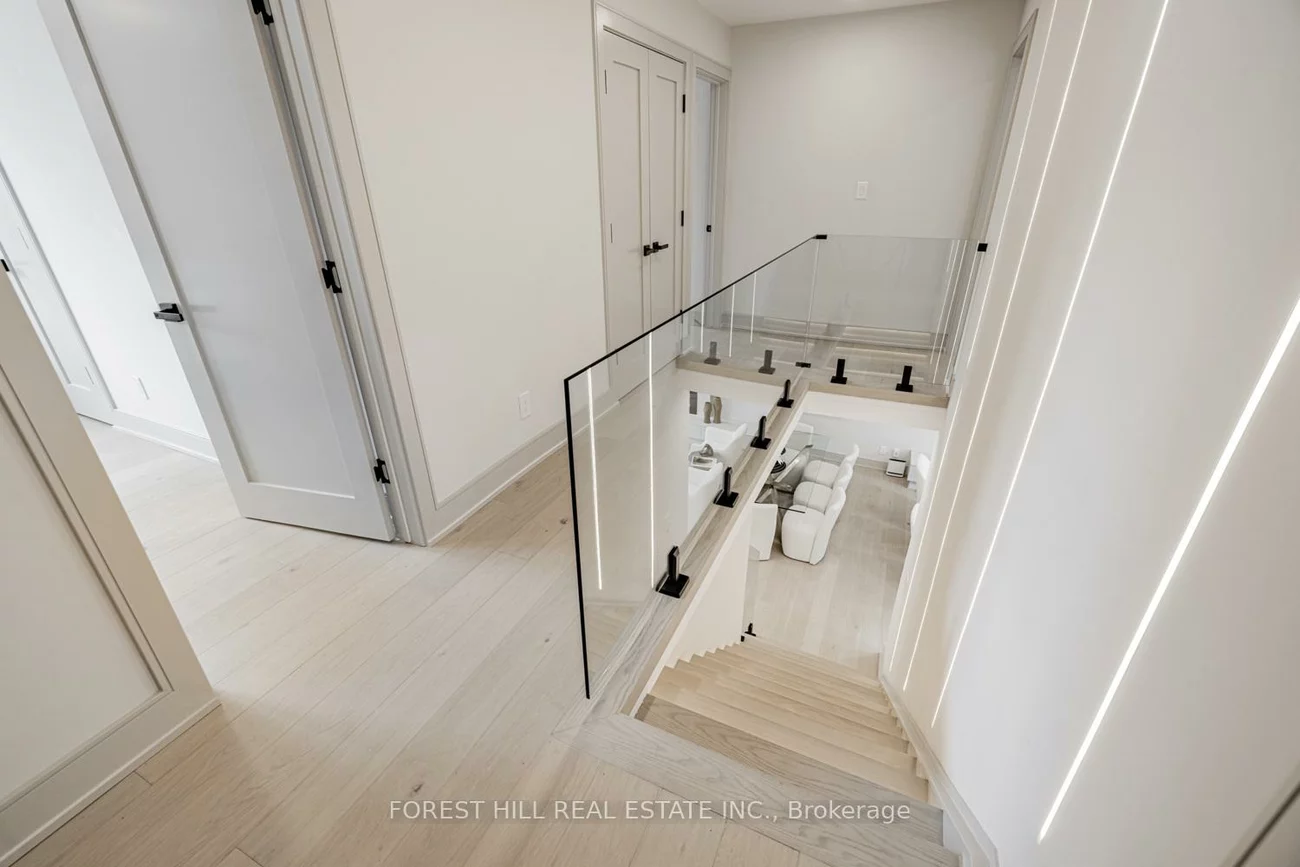 43, Thorny Brae, Royal Orchard, Markham