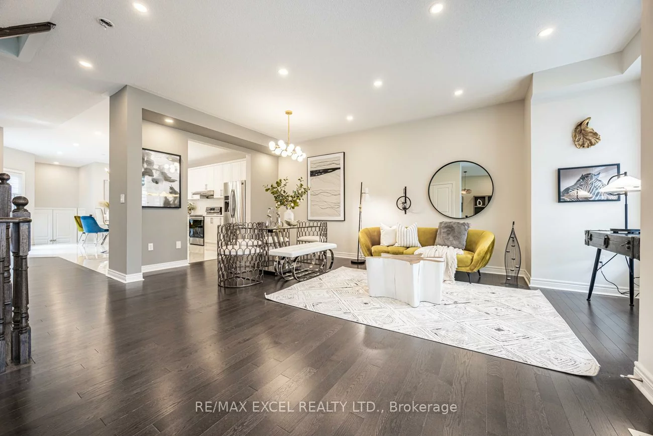 77, Sunnyside Hill, Cornell, Markham