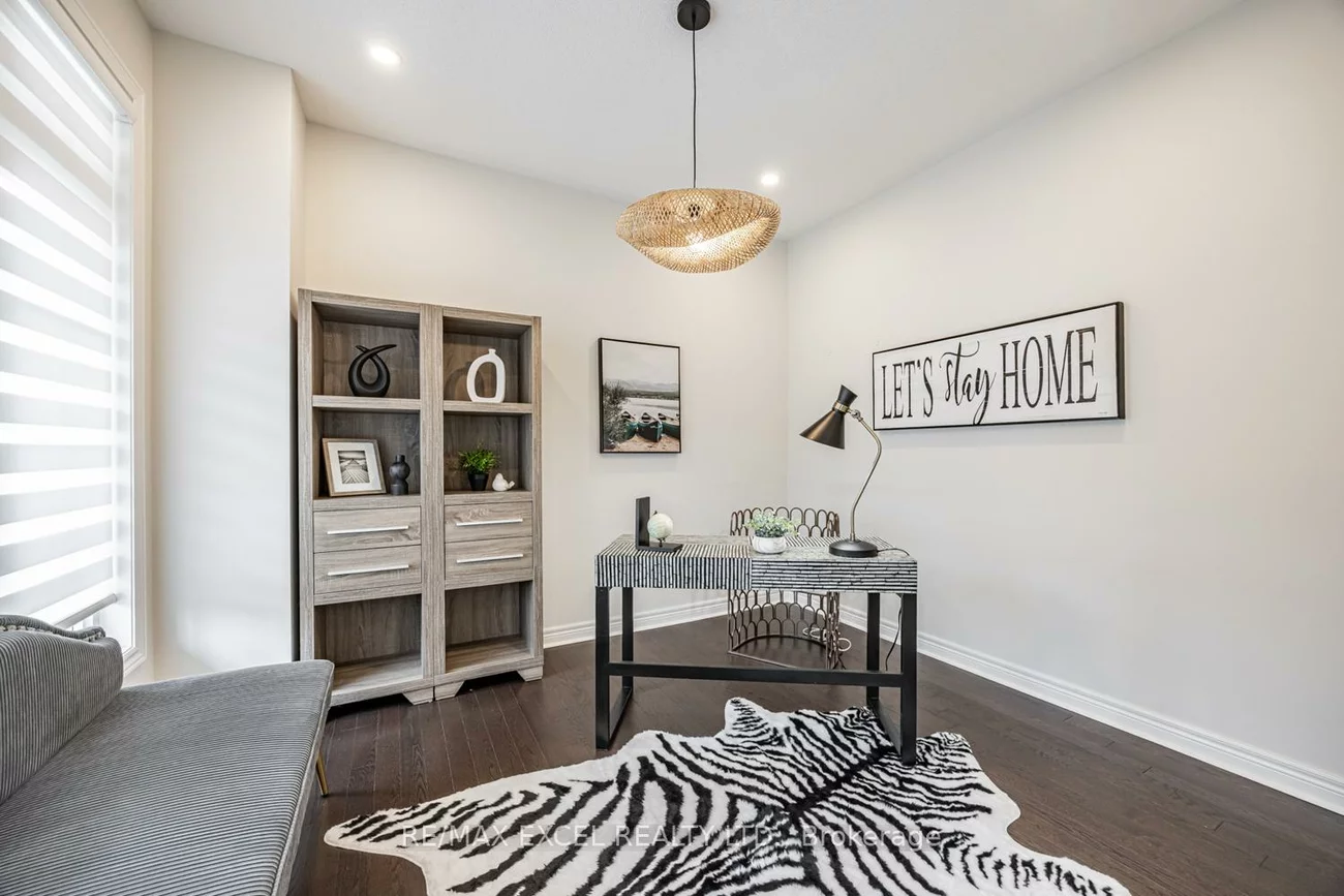 77, Sunnyside Hill, Cornell, Markham