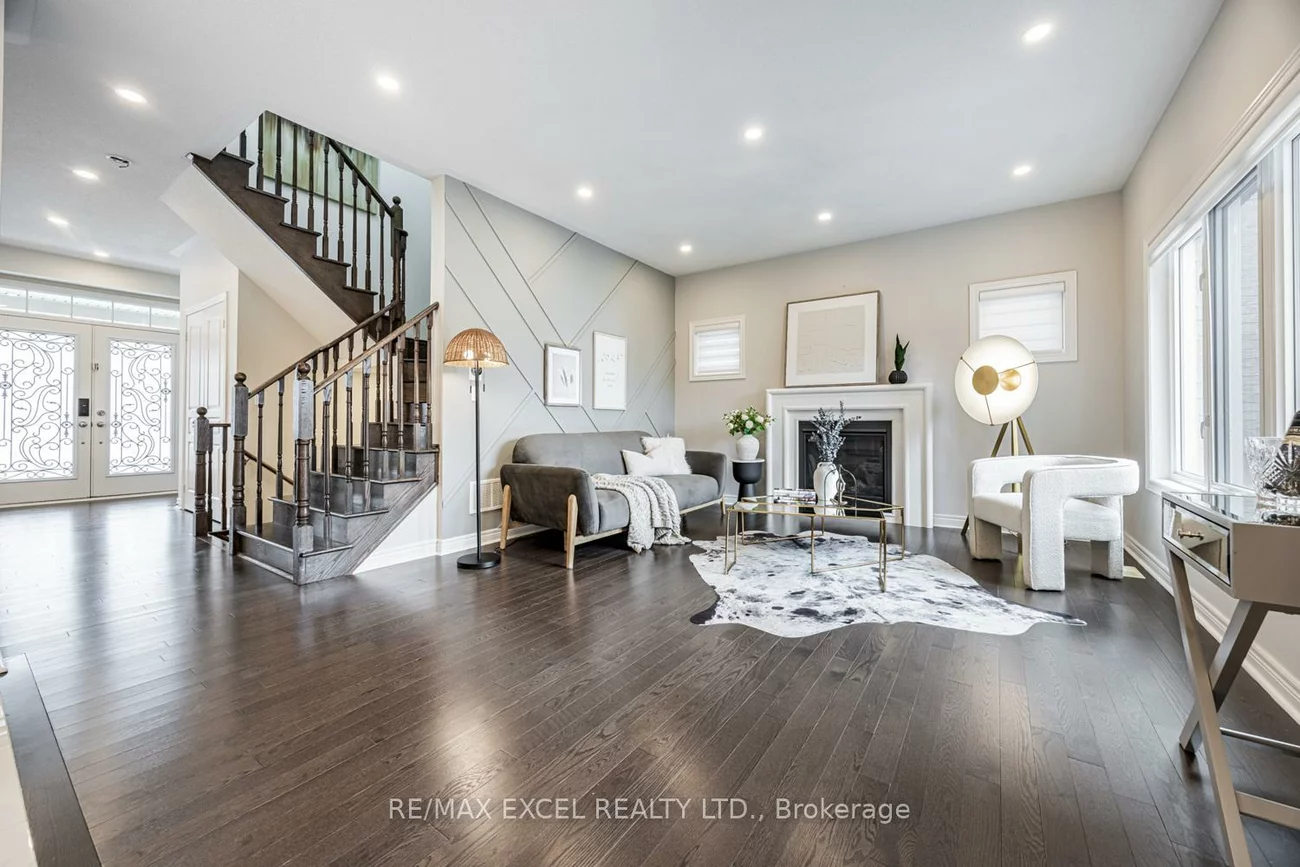 77, Sunnyside Hill, Cornell, Markham