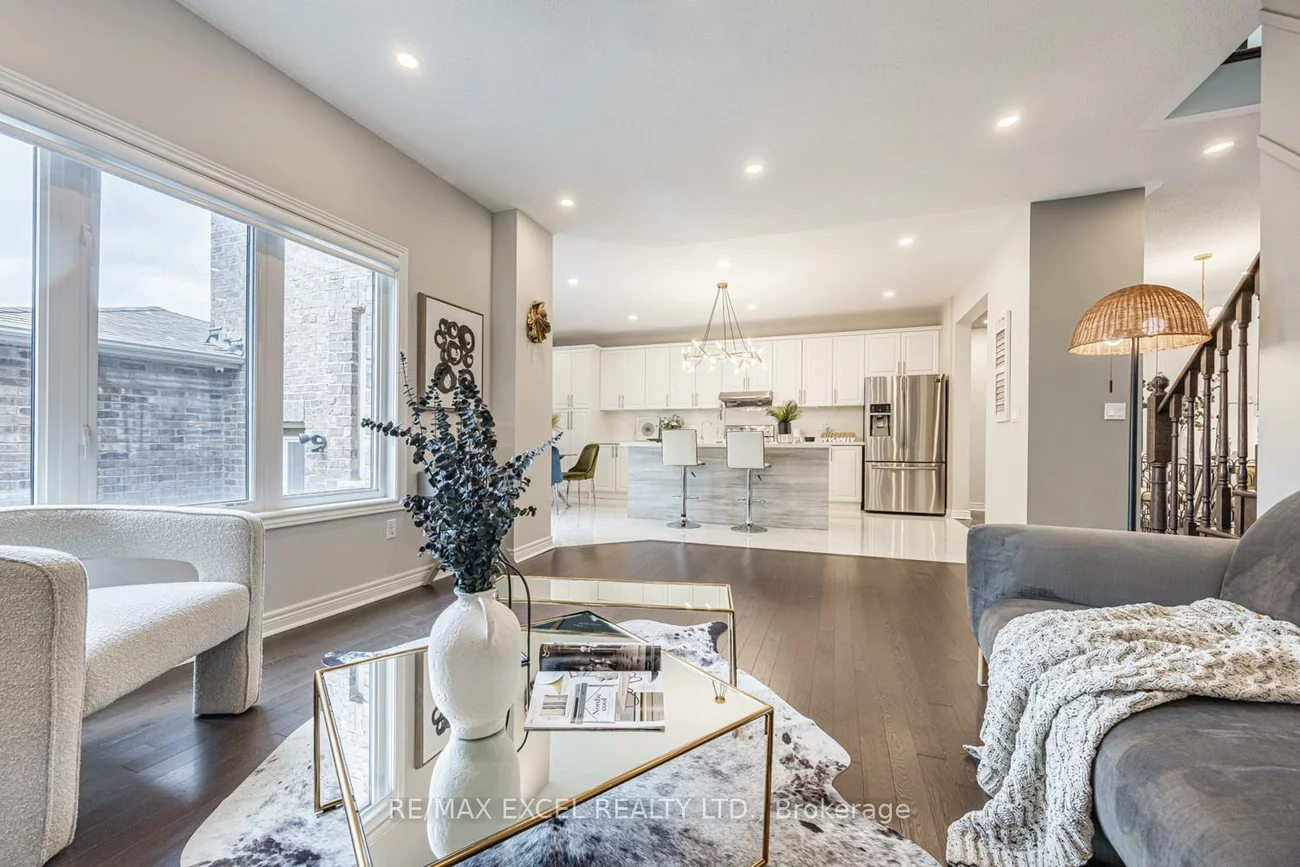 77, Sunnyside Hill, Cornell, Markham