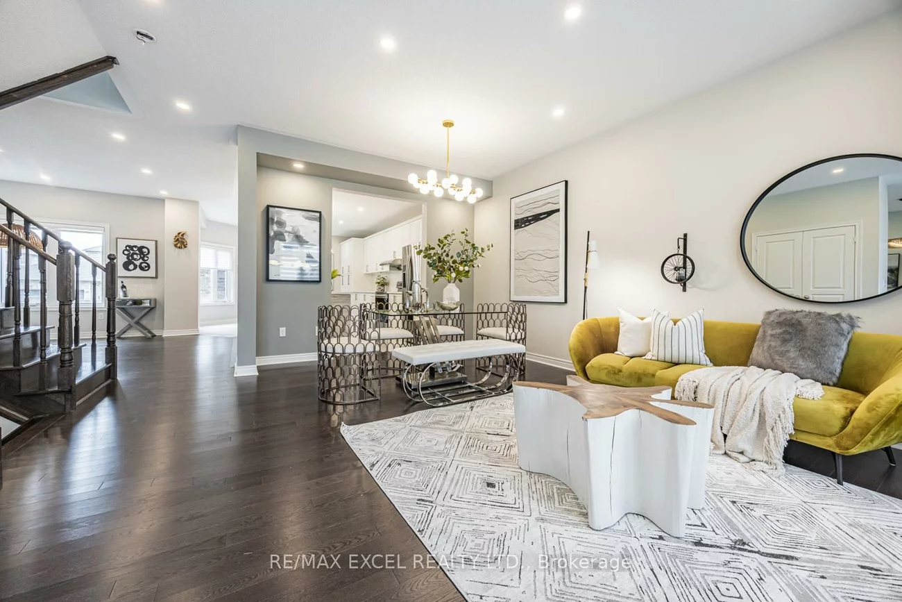 77, Sunnyside Hill, Cornell, Markham
