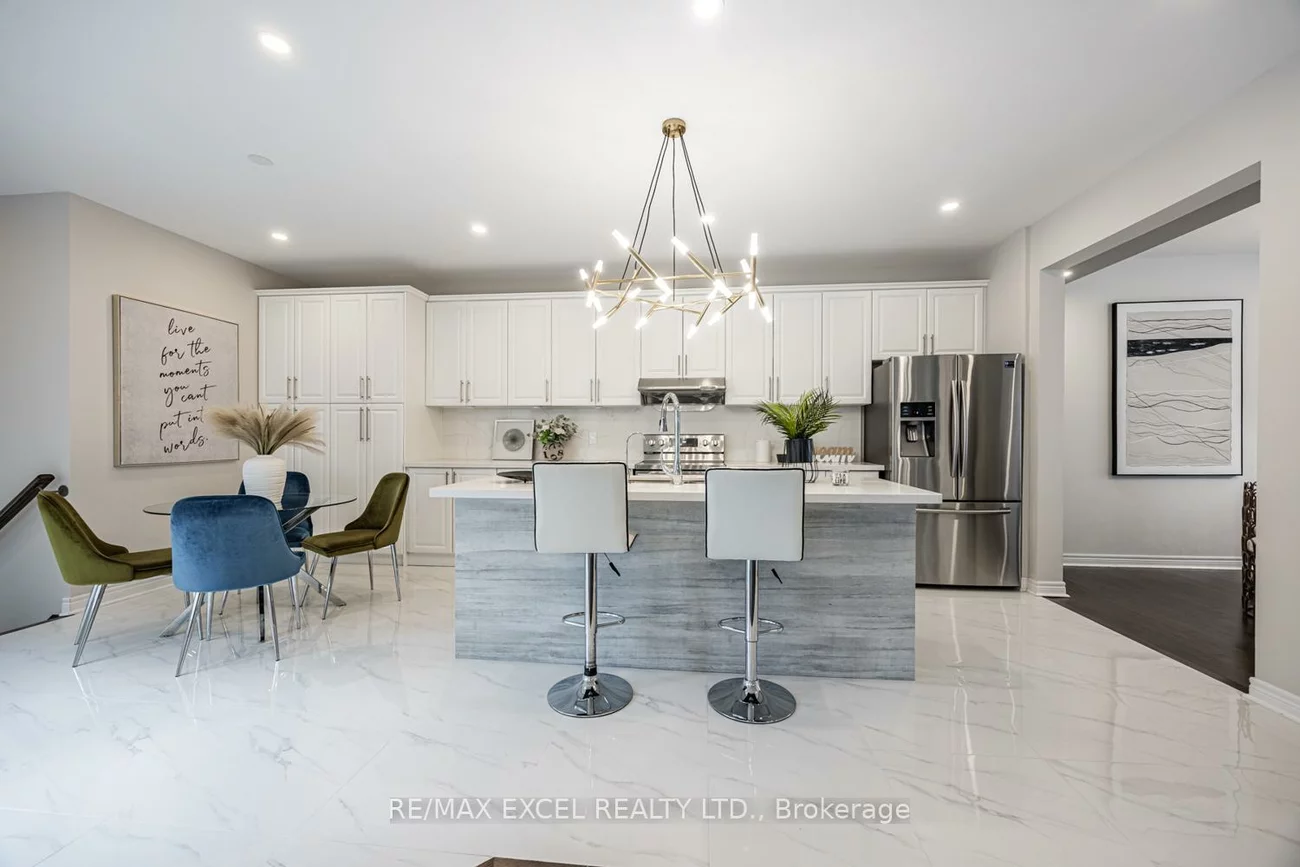 77, Sunnyside Hill, Cornell, Markham