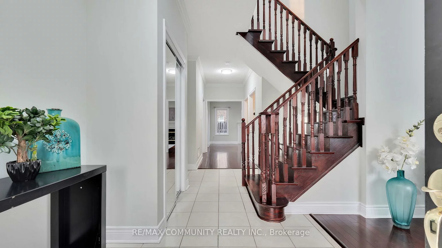 303, Williamson, Greensborough, Markham