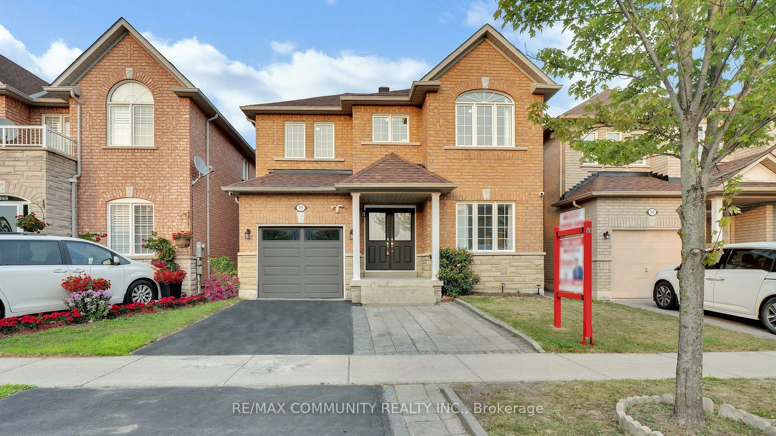 303, Williamson, Greensborough, Markham