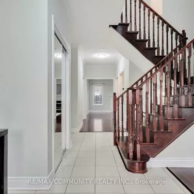 303, Williamson, Greensborough, Markham