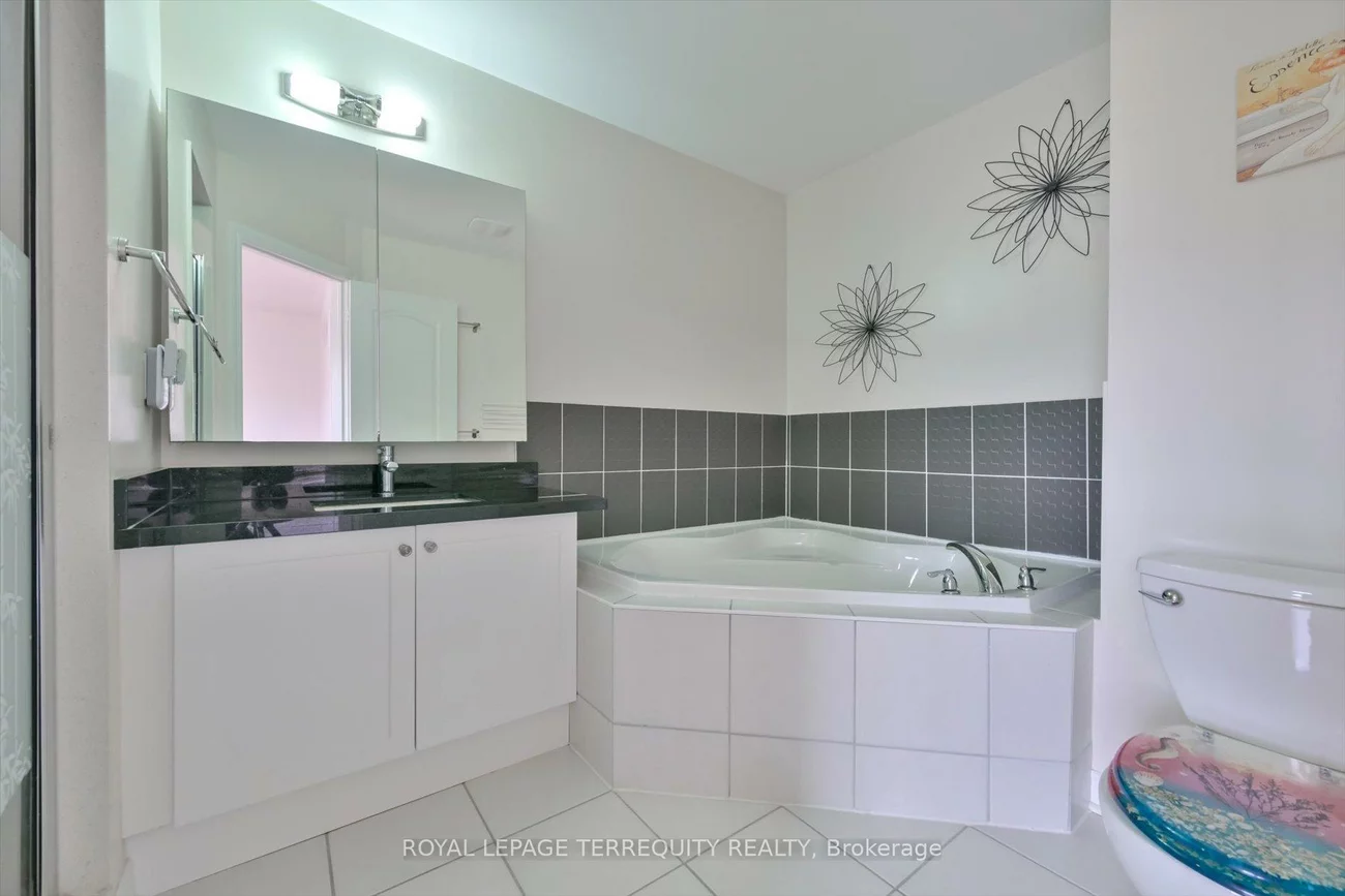 10461, Woodbine, Cathedraltown, Markham