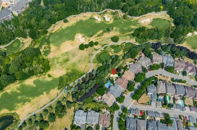 10, HARPER HILL, Angus Glen, Markham