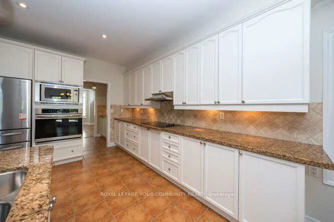 10, HARPER HILL, Angus Glen, Markham