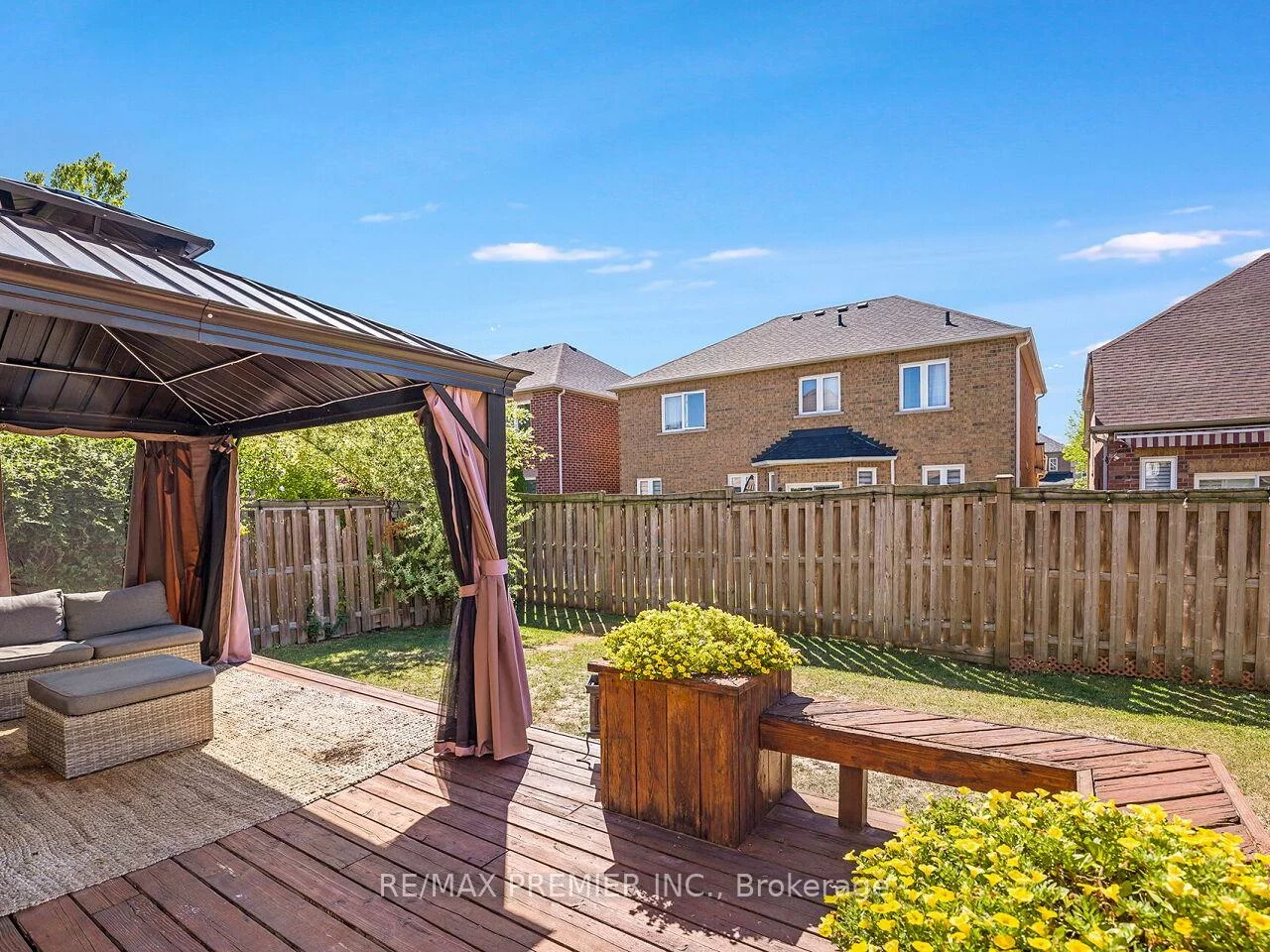 65, Victoria Wood, Greensborough, Markham