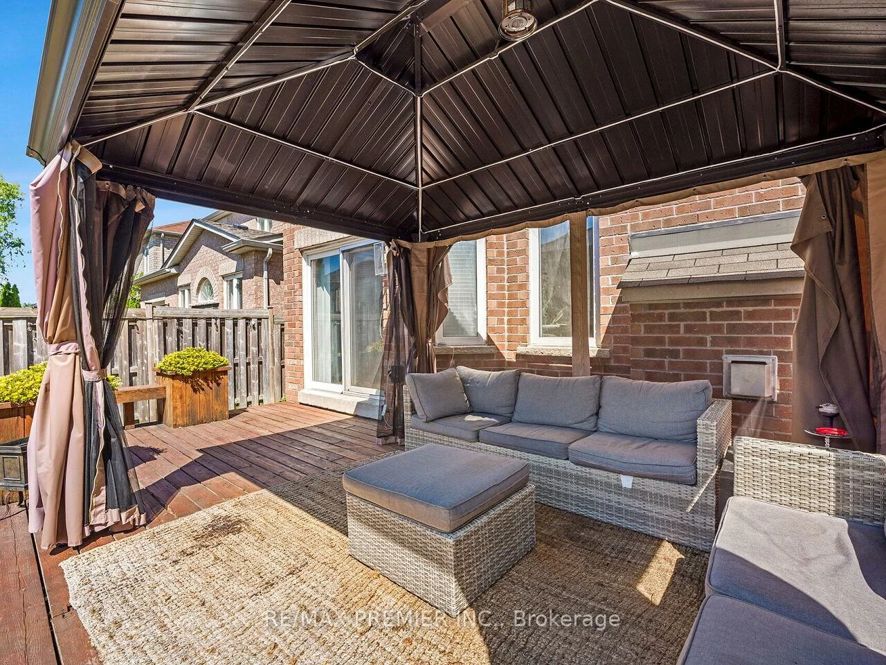 65, Victoria Wood, Greensborough, Markham