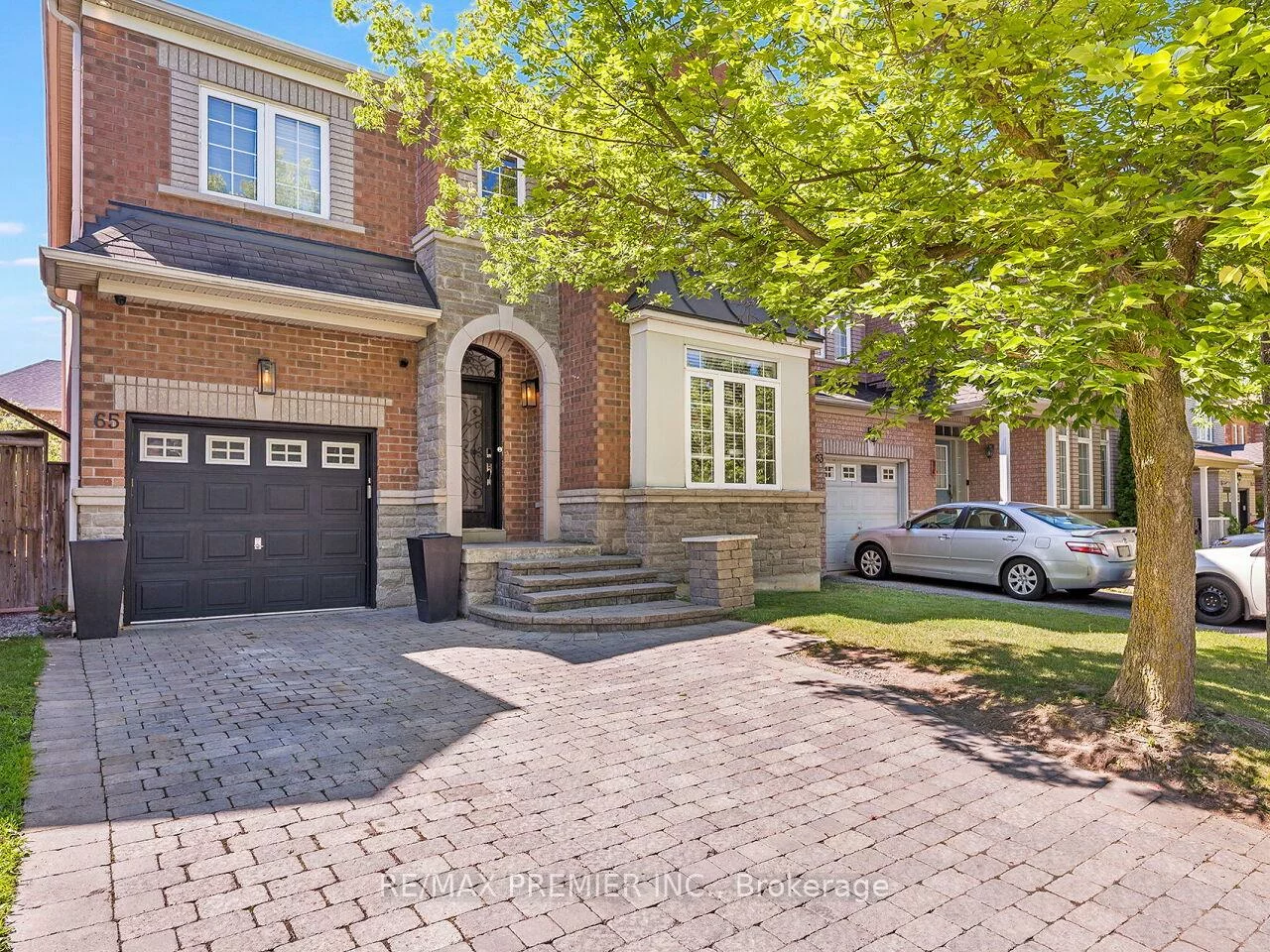 65, Victoria Wood, Greensborough, Markham