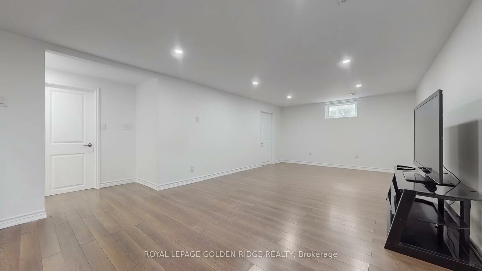42, Castle Harbour, Bayview Fairway-Bayview Country Club Estates, Markham
