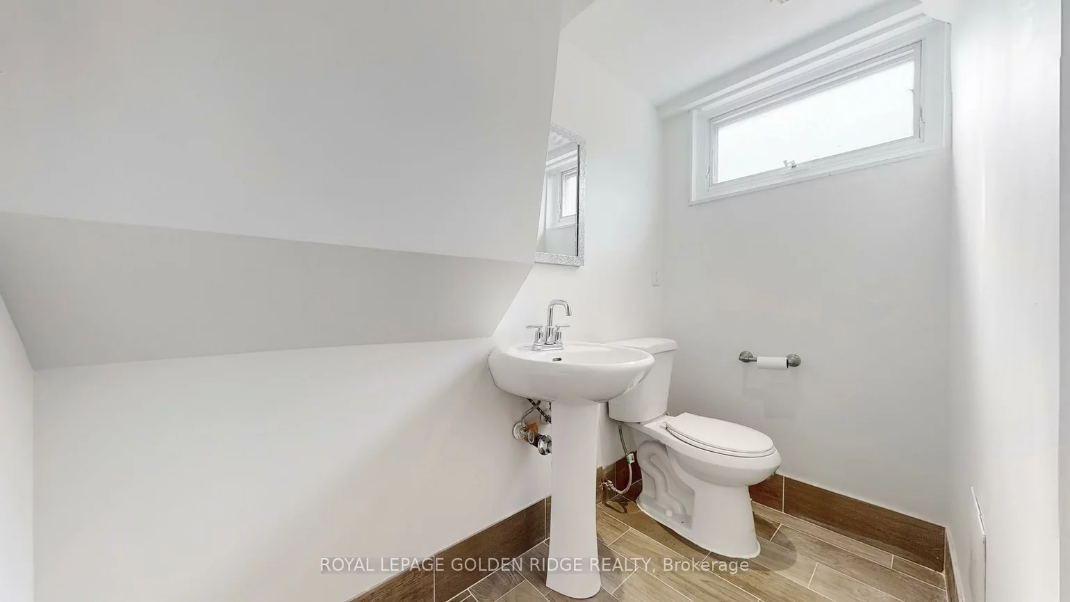 42, Castle Harbour, Bayview Fairway-Bayview Country Club Estates, Markham