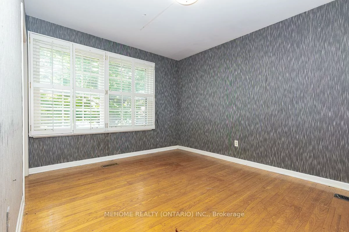 9, Laureleaf, Bayview Glen, Markham