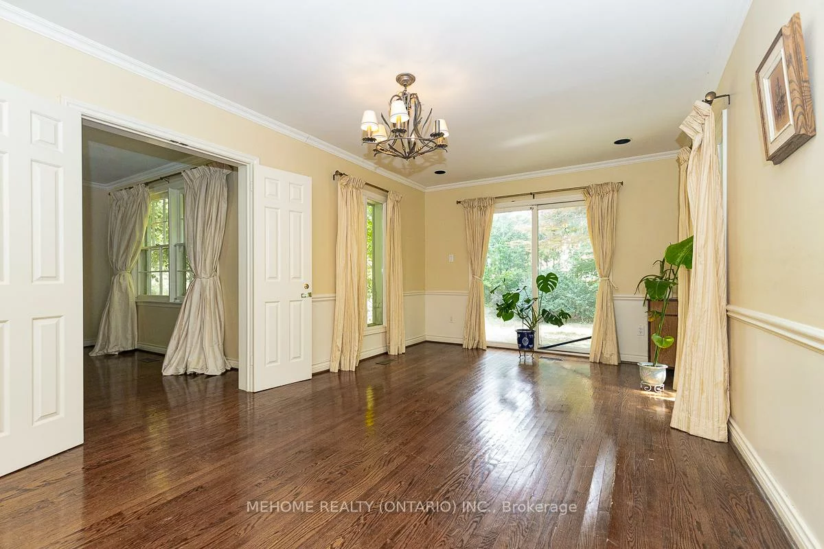 9, Laureleaf, Bayview Glen, Markham