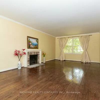 9, Laureleaf, Bayview Glen, Markham