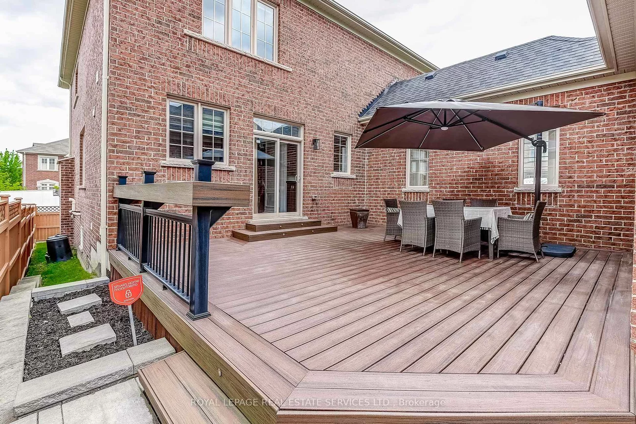 2, Pelister, Greensborough, Markham