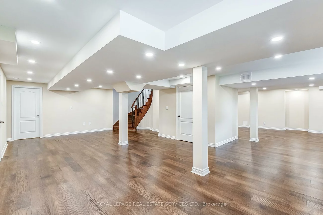 2, Pelister, Greensborough, Markham