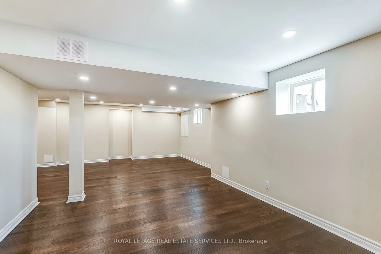 2, Pelister, Greensborough, Markham