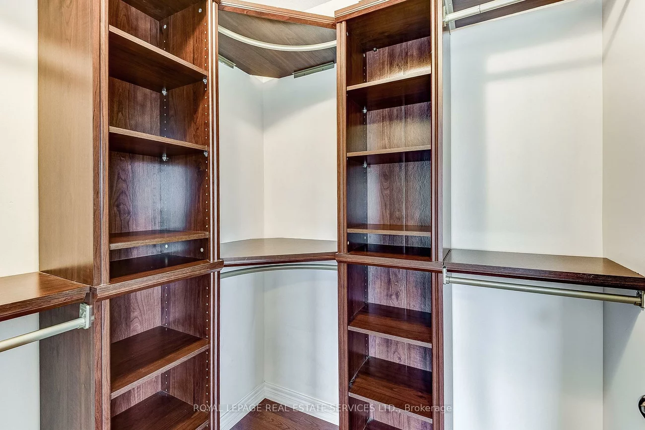 2, Pelister, Greensborough, Markham