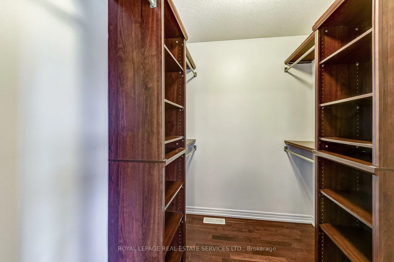 2, Pelister, Greensborough, Markham