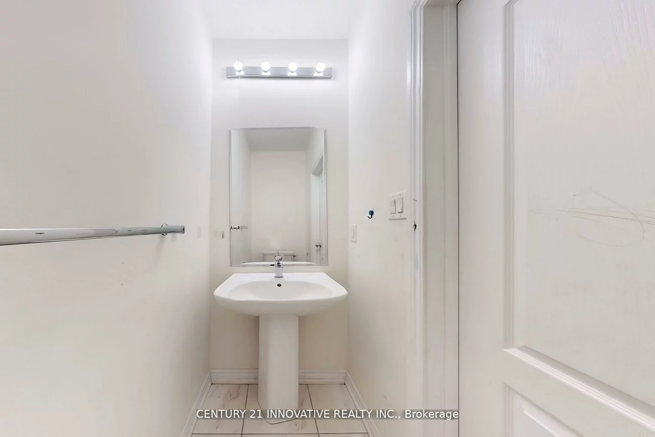 10, Hyderabad, Greensborough, Markham