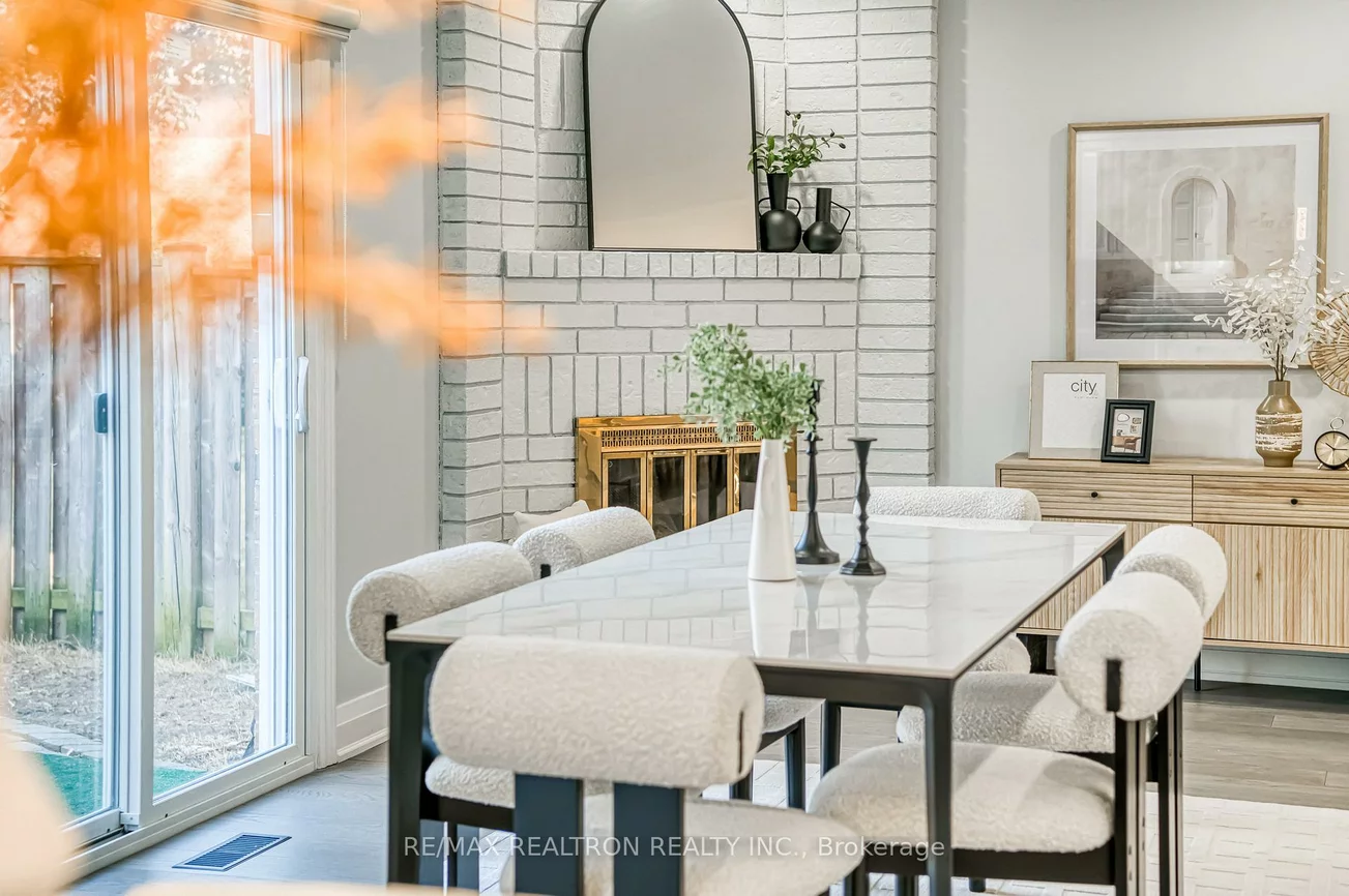 9, Smithy, Raymerville, Markham