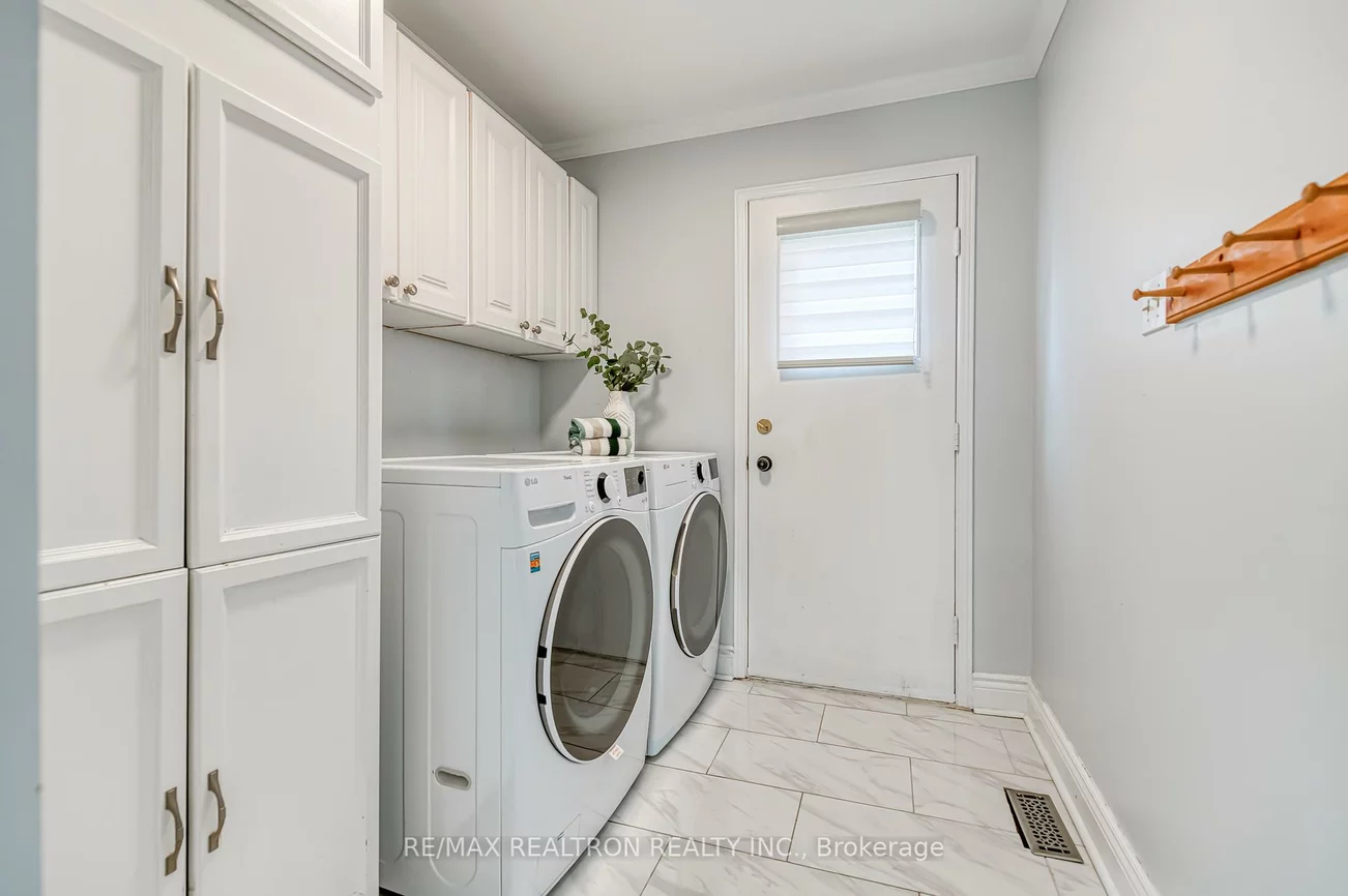 9, Smithy, Raymerville, Markham
