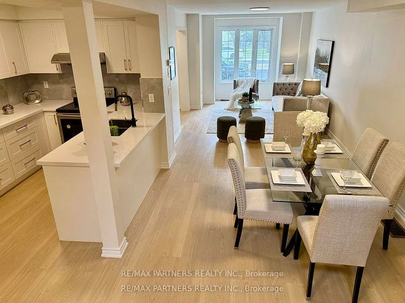 516, Bur Oak, Berczy, Markham