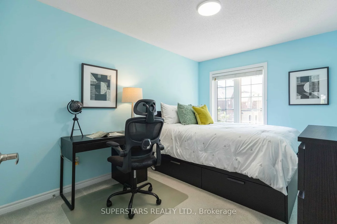 70, Living Cres, Victoria Square, Markham